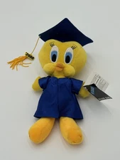 NEW Warner Bros Studio Store Tweety Bird Graduation 2000 Bean Bag Plush 9" NWT