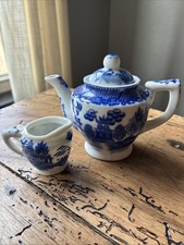 Child  s Blue Willow Miniature Teapot And Creamer