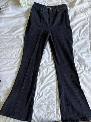 I.N.C. International Concepts Women's High-Rise Pull-on Flared Cropped Jeans, 6.