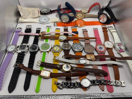 Mixed Brands Womens Watches Lot Of 25 For Parts Or Repair