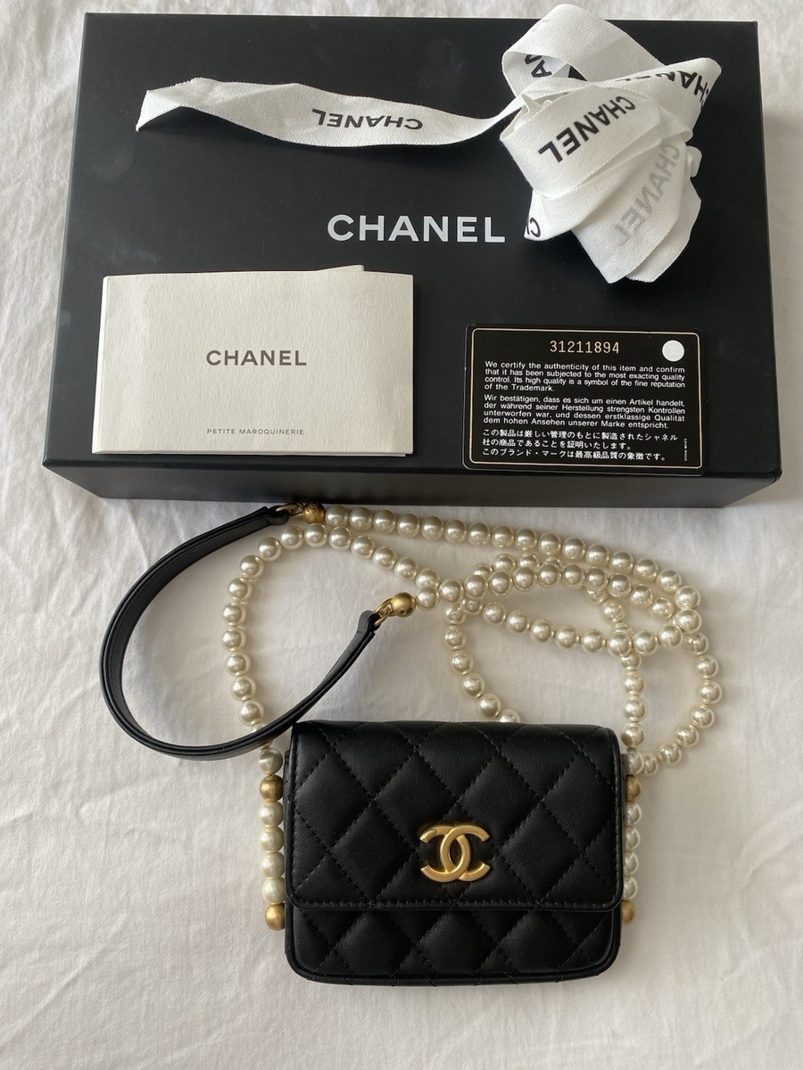 CHANEL Mini Pearl Chain Crossbody Clutch Flap Cardholder Wallet