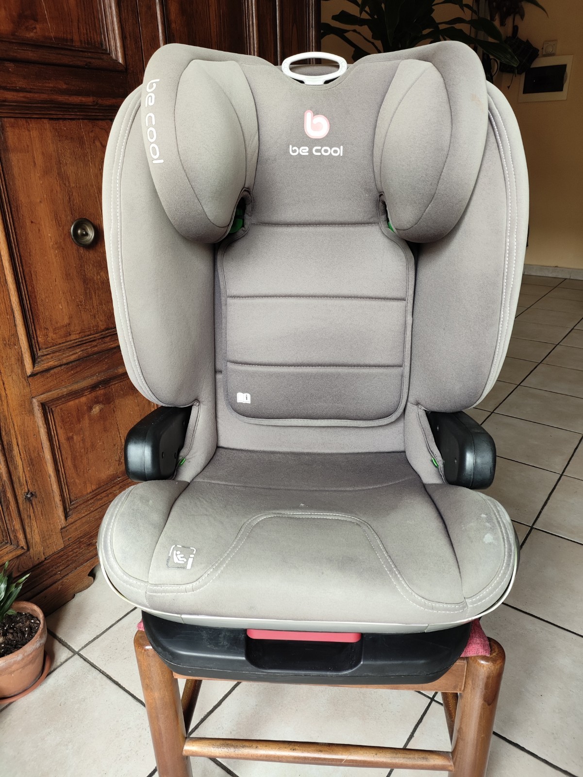 Be Cool seggiolino auto per bambini colore grigio e nero