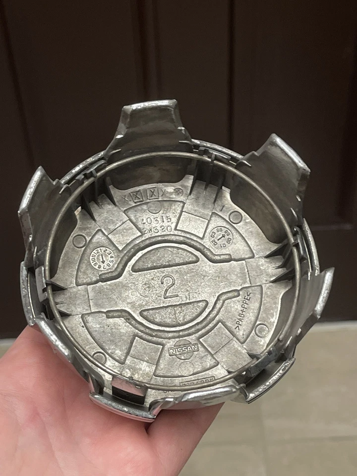 (1) Tapa central de rueda cromada Nissan Pathfinder 1999 2000 OEM 40315-2W320 Foto 4 de 4