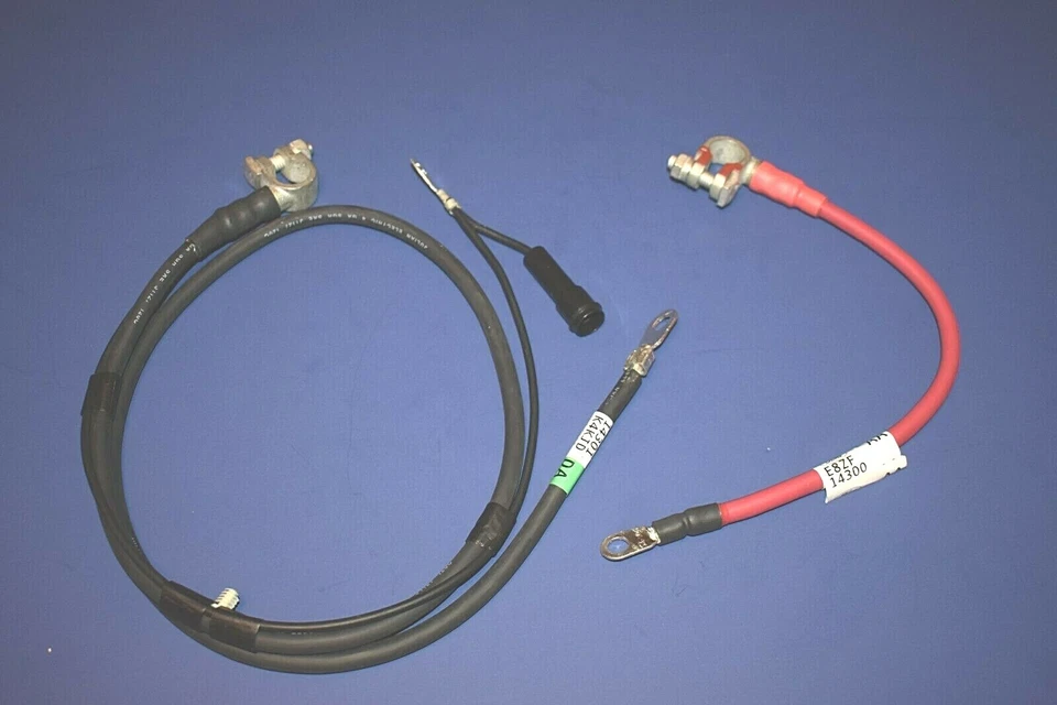 Cables de batería positivos y negativos OEM 1987-1993 Ford Mustang GT LX 5,0 L  Foto 3 de 4