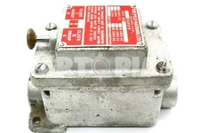 The Pyle-National Co. ERSC-223022, Explosion Proof Selector Switch, ERSC223022