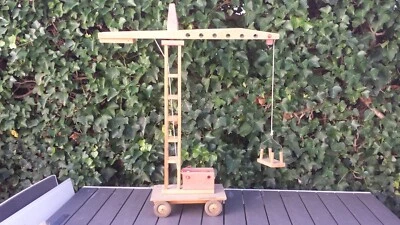 Ancienne grande grue DEJOU N° 69.12 - Photo 1/4