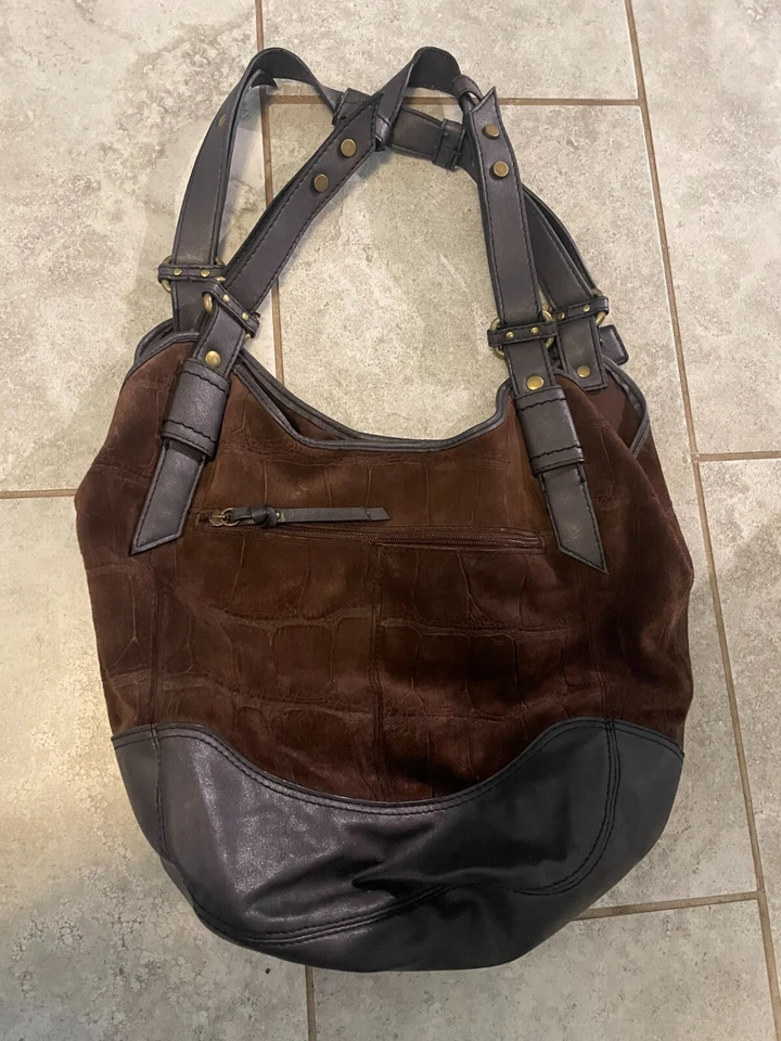 """Cartera de hombro ANA A New Approach marrón gamuza imitación cuero - 12" x 14""" Foto 3 de 4