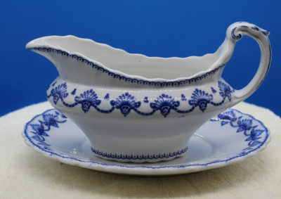 Vintage Gravy Boat and Saucer by Matlock Keeling & Co. Burslem England