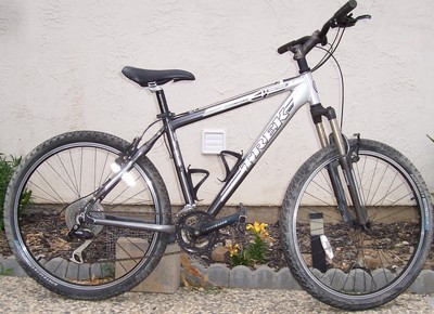 Bicycles - Trek 4300 - Nelo's Cycles