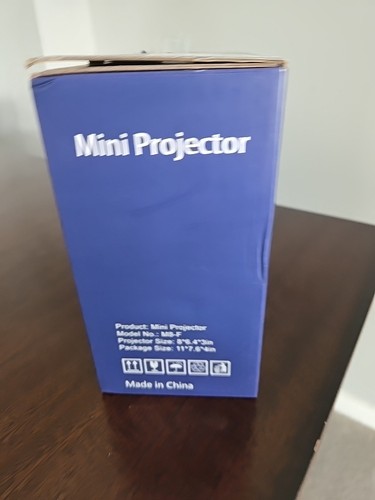 AuKing Mini Projector with Box  1080P Supported  HDMI  VGA  USB Excellent Cond. - Picture 3 of 8