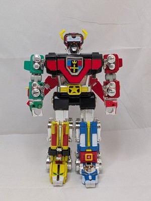 Voltron Defender Of The Universe Vintage WEP 84 97 Die Cast & Plastic 12''
