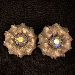 Vintage Crystal Rhinestone Flower Clip on Earings Fancy Fashion 