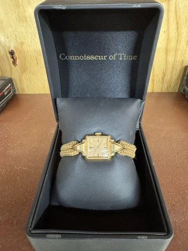 Rolex 1945 Vintage Women’s Watch