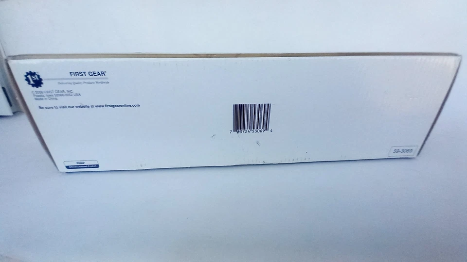 1/50 (1/48) First Gear 59-3069 1956 Ford F-800 grain canopy covered Werner truck - Image 3 of 4