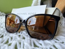 Gafas de sol Michael Kors MK2188 Avellino negras doradas ámbar lentes con estuche