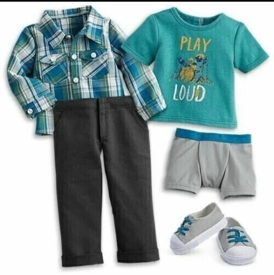 Muñeca American Girl Logan Everett Boy 18 pulgadas y traje de rendimiento nueva en caja. Retirado Foto 3 de 4