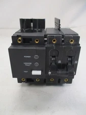 CARLING TOGGLE CIRCUIT BREAKER 30A / 120V BLACK PCD-BA-24-630-1DA-E12 BOAT