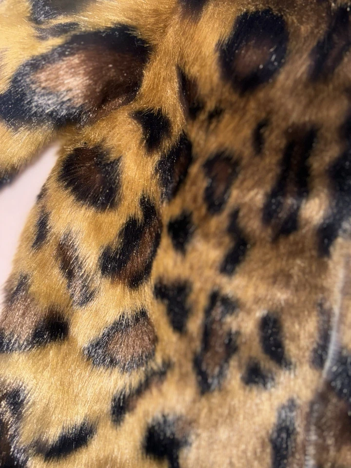 Chaqueta de leopardo de piel sintética H&M — Talla US 6X/7 (EUR 122/128) Foto 4 de 4