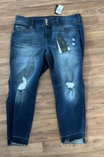 Torrid Uptown Crop Jegging Jeans