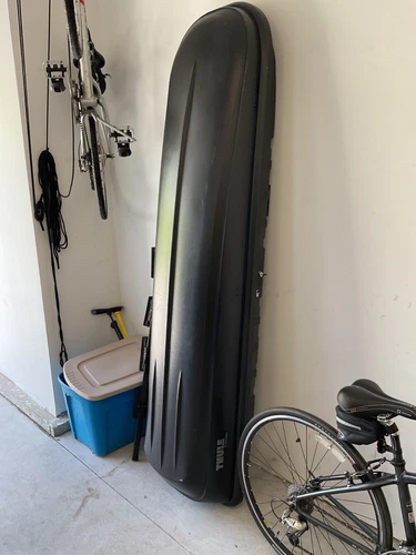Thule Frontier Cargo Box