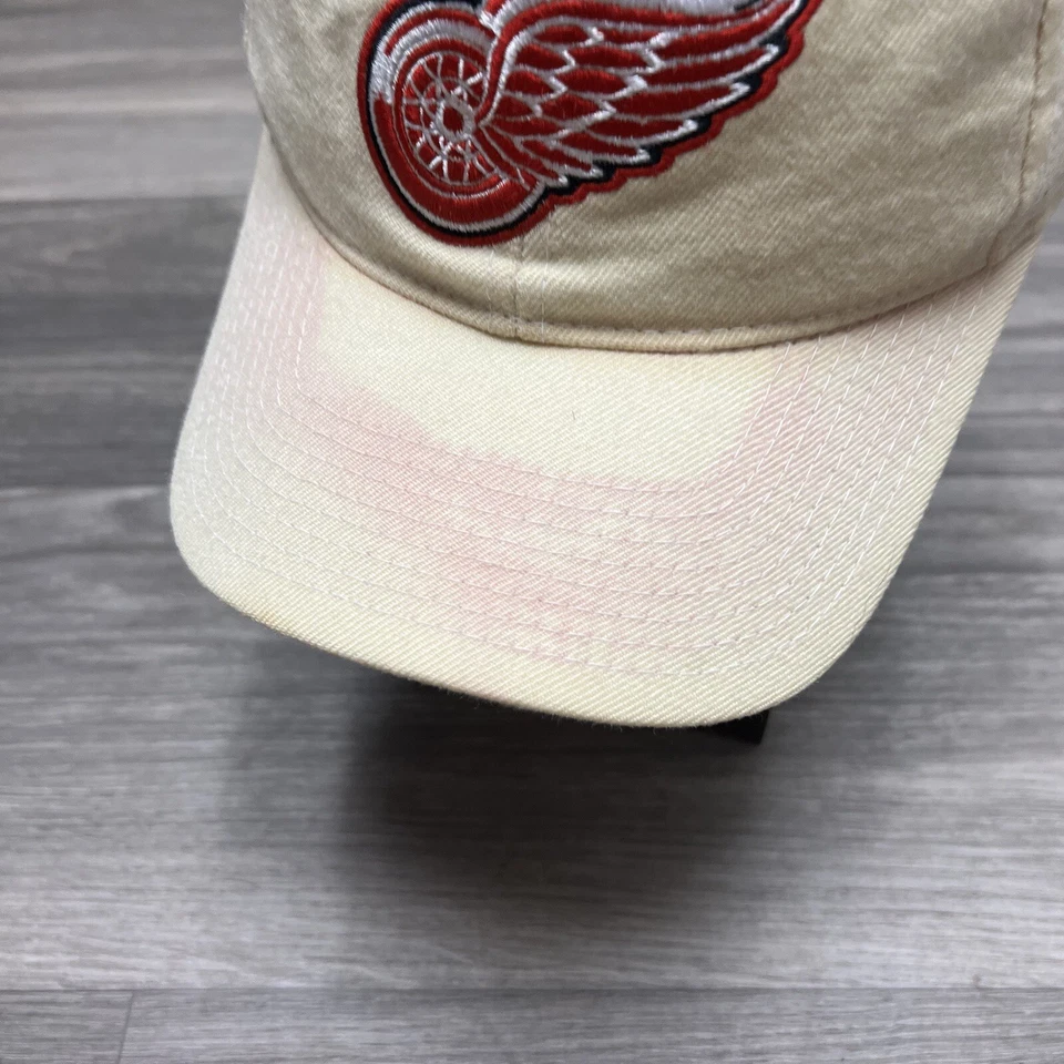 Detroit Red Wings Hat Men Fitted 7 1/4 Zephyr Faded NHL Hockey Red Cream Beige - Image 4 of 4