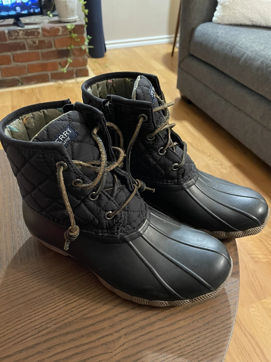 Black quilted sperry duck boots hotsell