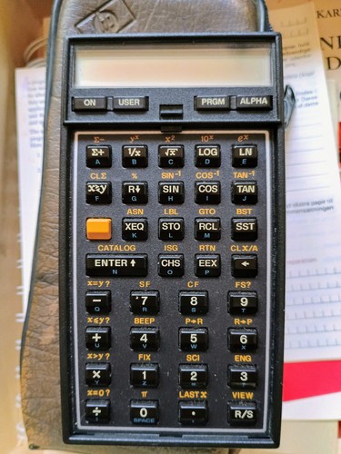 Calculatrice Hewlett Packard HP-41C en boîte avec manuel et module d'arpentage - Photo 2/12