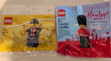 Two London Lego polybag minifigs- Royal Guard 5005233 & 40308 - sealed