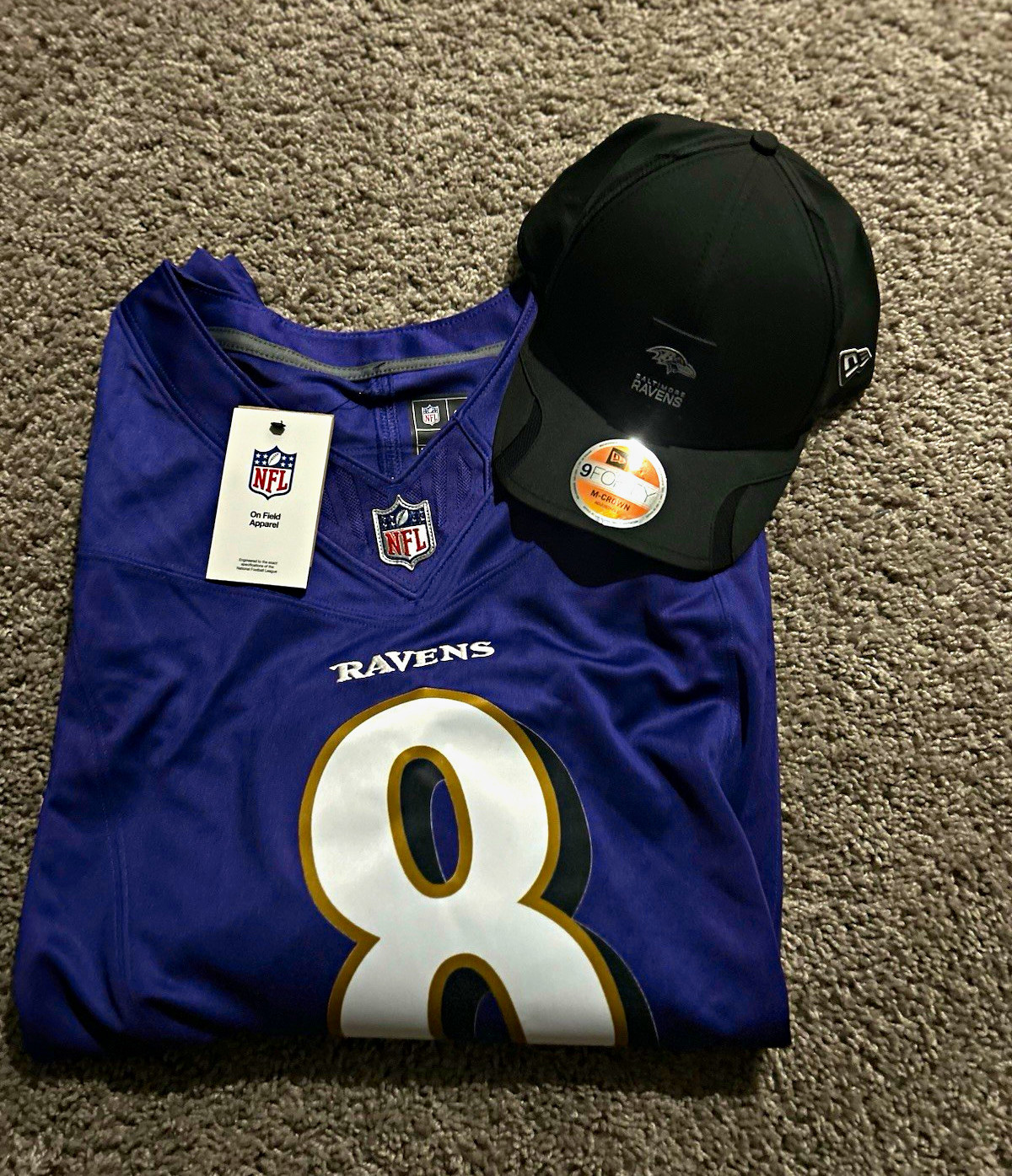 Nike Lamar Jackson #8 Baltimore Ravens Purple Jersey Men's 3XL + New Era Hat