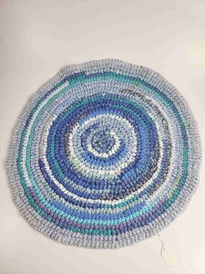 Vintage 29" Round Braided Rag Rug Handmade Boho Cottage Mat, Pastel Blue Ocean
