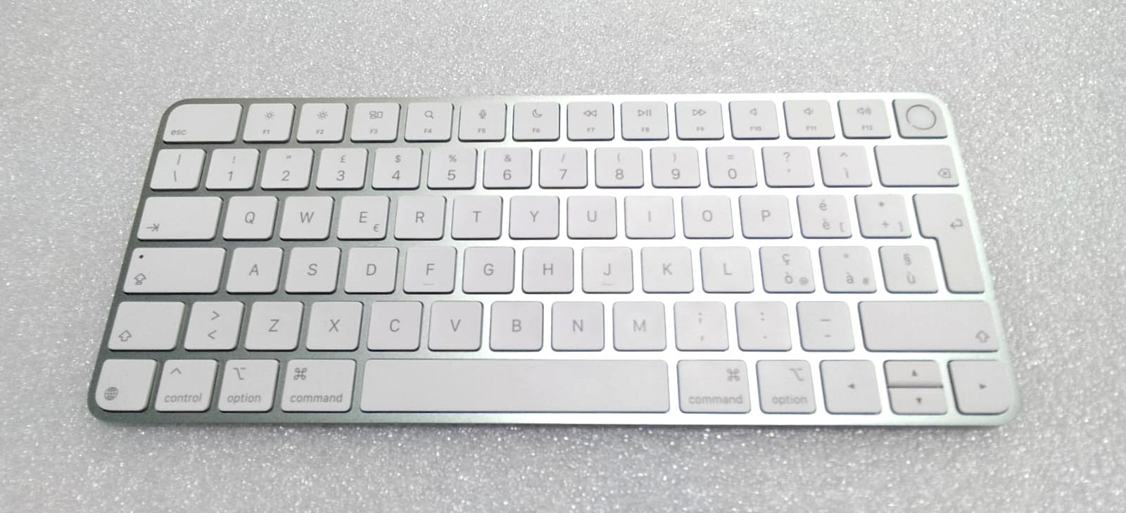 Magic Keyboard APPLE A3118 Qwerty Touch ID Tastiera Bluetooth USB-C GREEN