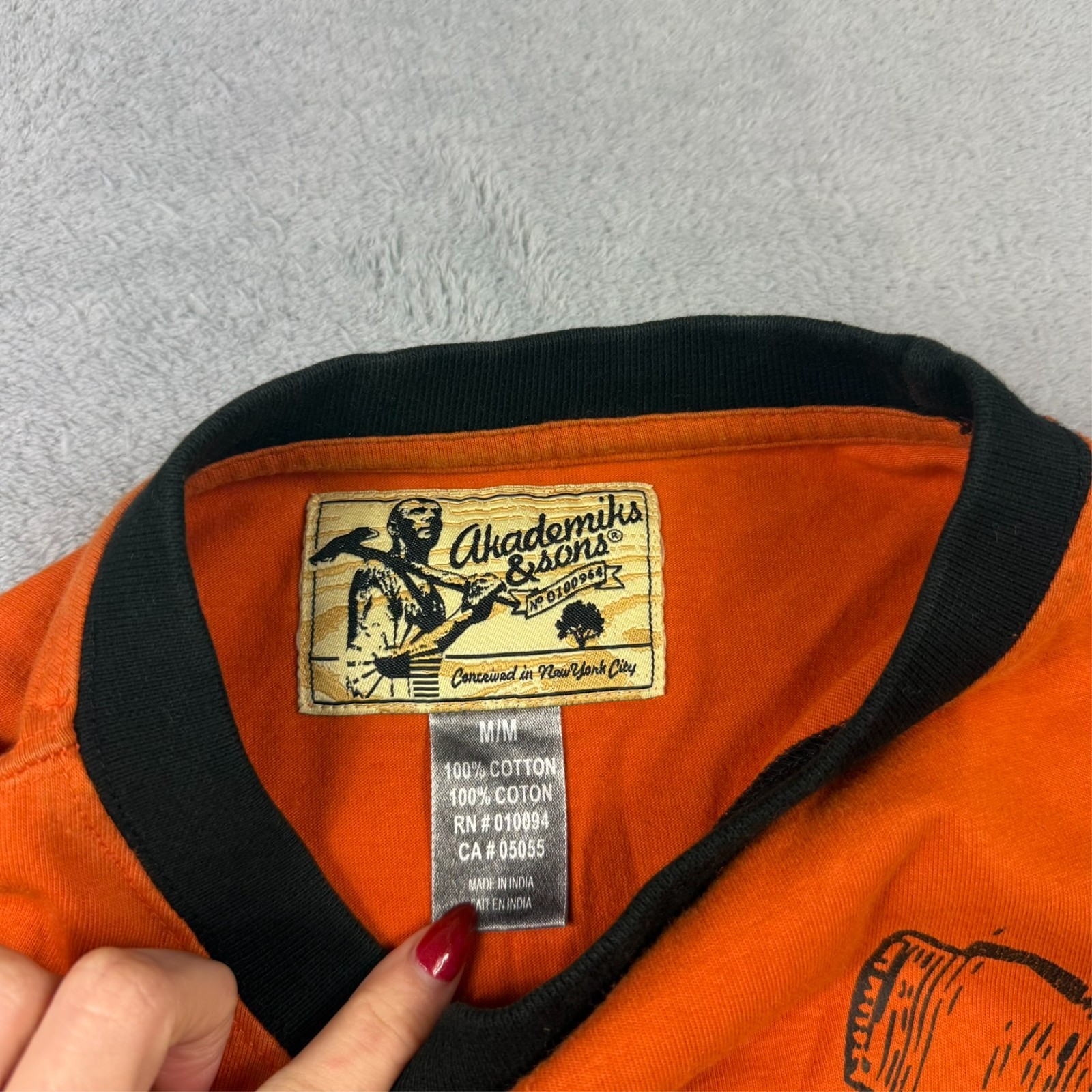 Vintage Akademiks Big Paper Makers Orange Oversized Sz M Lightweight Sweatshirt image 5