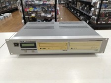 TASCAM CD-D4000 CD duplicator Junk BE10785