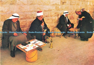 D256079 Arabe Fumant le Narguile Star Karten