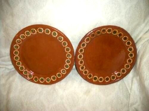 ANTIQUE FOLK ART MEXICAN POTTERY PLATES PRIMITIVE HP REDWARE PAIR MEXICO