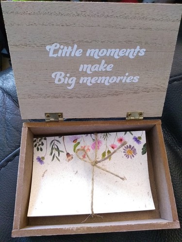 MEMORY BOX 'reasons Why I Love You' Wooden 14x10x4cm + 10 Write Cards See Pics - Picture 3 of 6