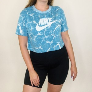 nike tie dye crop top and shorts