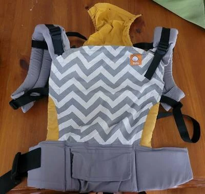 tula chevron carrier