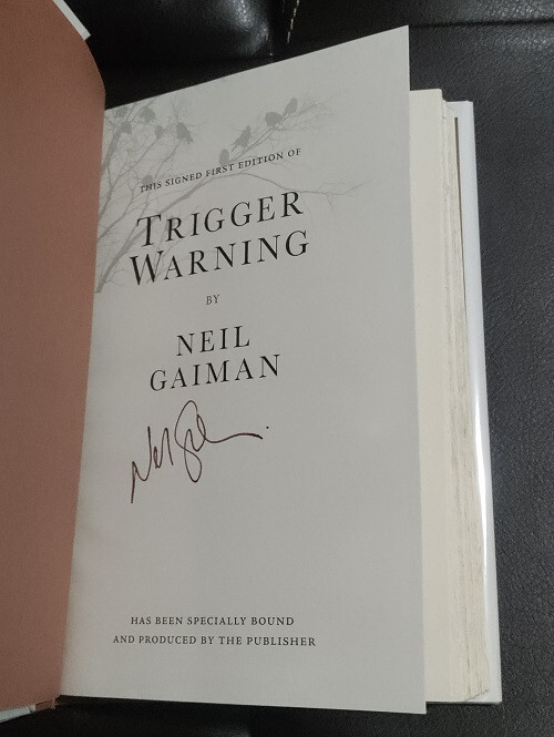 Signed Neil Gaiman Trigger Warning Short Stories Hardcover Fine / Near ...