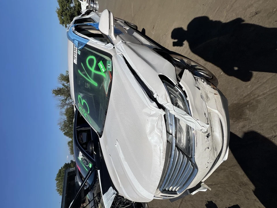 Lincoln MKC 2017 guantera puerta blanca beige 4 puertas usado pieza OEM NJ25-21451-534149 Foto 3 de 4