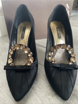 LOUIS VUITTON Christmas Pump T37 Satin De Soie Noir & Strass Talon 9,5cm Offre:) - Photo 1/4