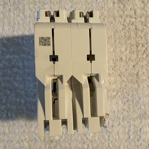 Leviton LB250-T 50A 2-Pole Plug-On Standard Branch Circuit Breaker, READ DESCRIP - Picture 4 of 4