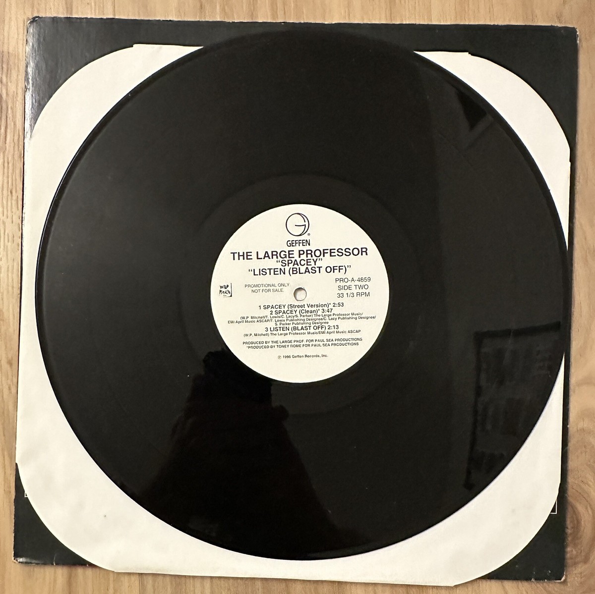 直筆サイン入り THE LARGE PROFESSOR THE LP US盤 直筆サイン入り THE LARGE PROFESSOR THE LP US盤 | ヤマダウェブコム