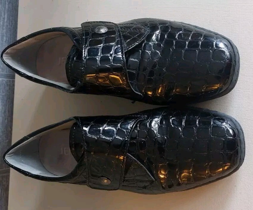 JENNY. LADIES BLACK PATENT CROC LEATHER SHOES SIZE 6. WORN 4 HOURS ONLY. eBay