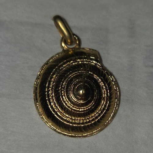 Napier Signed Gold Tone Seashell Pendant