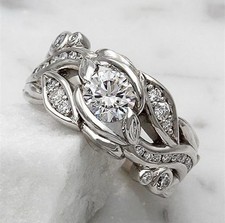 Elegant Flowers and Leaves Zirconia Ring For Women Exquisite Light Luxury Ring