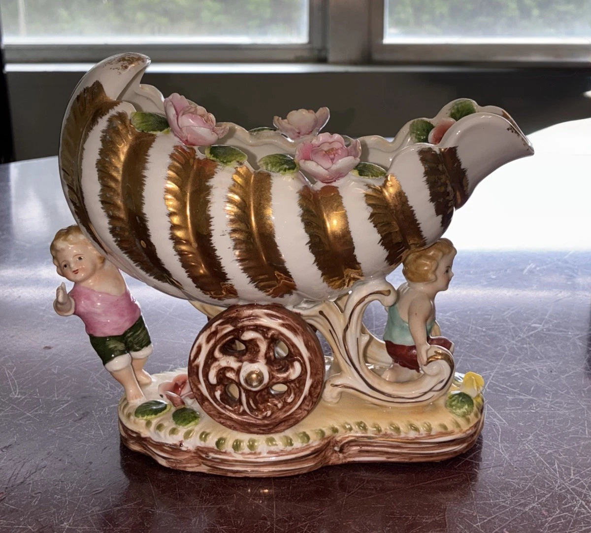Porcelain Carriage In Antique Ceramic & Porcelain Figurines for