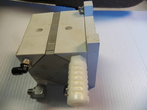 SMC PROCESS PUMP PA2210-03N PA221003N 0.2-0.7 MPa - Picture 4 of 6