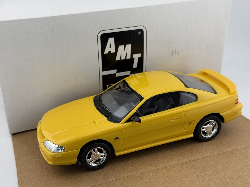 AMT Ertl 1994 Ford Mustang GT Promotional Car Canary Yellow 6294 NEW OLD STOCK