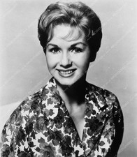 6905-24 Debbie Reynolds portrait 6905-24 6905-24